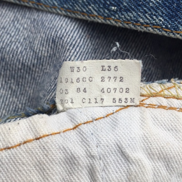 Vintage Levi’s Wide Leg Cropped Jeans 27” - Picture 5 of 9